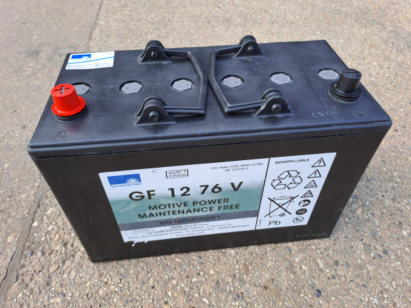 Gebrauchte Lkw Batterie, 12 V, 86 Ah, 700 A Artikel - Nr. : 99.99999 - 9999