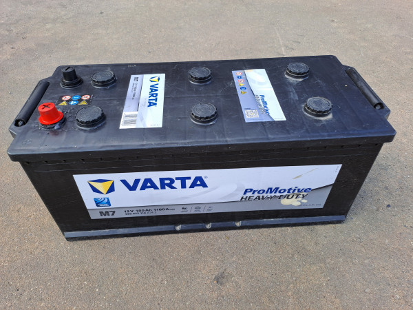 Gebrauchte VARTA Lkw Batterie, 12 V, 180 Ah, 1100 A Artikel - Nr. : 99.99999 - 9999